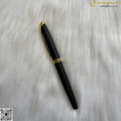 Bút Kim Loại Đậy Nắp V029 Làm Quà Tặng 10 butkyquatang.com V029 10 butkyquatang.com