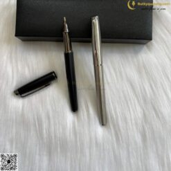 Bút Kim Loại Khắc Tên V033 Theo Yêu Cầu 7 butkyquatang.com V033 20 butkyquatang.com