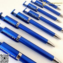 Bút Bi Nhựa Xoay V135 In Logo 12 butkyquatang.com Bút Bi Nhựa Nút Bấm V135 In Logo 8