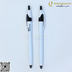 Bút Bi Nhựa Bấm Siêu Nhẹ V138 In Logo 5 butkyquatang.com Bút Bi Nhựa Bấm Siêu Nhẹ V138 In Logo 14