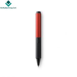 Bút Bi Lamy Screen Bạc 4 butkyquatang.com IMG 8059 compressed e1657808463339 butkyquatang.com