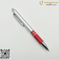 Bút Nhựa Bấm Đầu Tròn V116 In Logo 6 butkyquatang.com bút bi nhựa đầu bấm in logo V116 1
