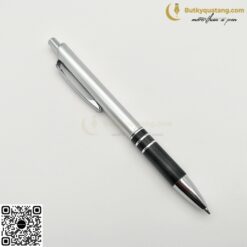 Bút Nhựa Bấm Đầu Tròn V116 In Logo 4 butkyquatang.com but bi nhua nut bam V116 in logo 4 butkyquatang.com