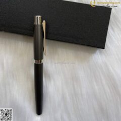 Bút Kim Loại Khắc Tên V028 Làm Quà Tặng 19 butkyquatang.com V028 + Butkyquatang.com