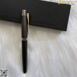 Bút Kim Loại Khắc Tên V028 Làm Quà Tặng 8 butkyquatang.com V028 1 butkyquatang.com