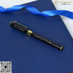 Bút Kim Loại Nắp Đậy V048 Khắc Tên Theo Yêu Cầu 3 butkyquatang.com Bút Kim Loại Nắp Đậy V048 Khắc Tên 8