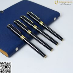 Bút Kim Loại Nắp Đậy V048 Khắc Tên Theo Yêu Cầu 16 butkyquatang.com Bút Kim Loại Nắp Đậy V048 Khắc Tên – Butkyquatang.com
