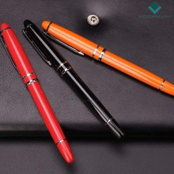 Bút Kim Loại Nắp Đậy V050 Khắc Tên