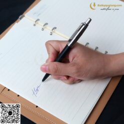 Bút Bi Cao Cấp Parker Jotter Đ-BDST Black CT TB6-1953346 (3501179533469) 6 butkyquatang.com Bút Bi Cao Cấp Parker Jotter Đ-BDST Black CT TB6-1953346 (3501179533469) 4
