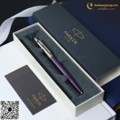 Bút Bi Cao Cấp Parker Jotter Đ-VTR Violet CT TB6-1953350 (3501179533506) 9 butkyquatang.com Bút Bi Cao Cấp Parker Jotter Đ-VTR Violet CT TB6-1953350 (3501179533506) 5