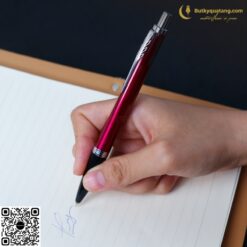 Bút Bi Cao Cấp Parker Urban Đ-VIBR Magenta CT TB4-1975445 (3501179754451) 6 butkyquatang.com Bút Bi Cao Cấp Parker Urban Đ-VIBR Magenta CT TB4-1975445 (3501179754451) 4