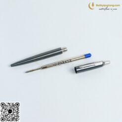 Bút bi cao cấp Parker Jotter PRM Đ-OF Grey CT TB6-1953417 5 butkyquatang.com Bút bi cao cấp Parker Jotter PRM Đ-OF Grey CT TB6-1953417 2