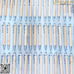 Bút Vỏ Trẻ Nút Bấm V052 Khắc Tên 9 butkyquatang.com Bút Vỏ Trẻ Nút Bấm V052 Khắc Tên