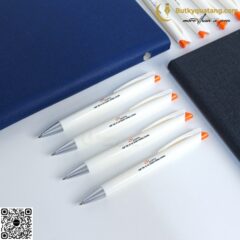 Bút Nhựa Nút Bấm Siêu Nhẹ V102 – Butkyquatang.com