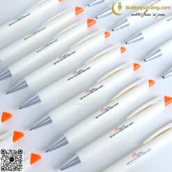 Bút Nhựa Nút Bấm Siêu Nhẹ V102 8 butkyquatang.com Bút Nhựa Nút Bấm Siêu Nhẹ V102 10
