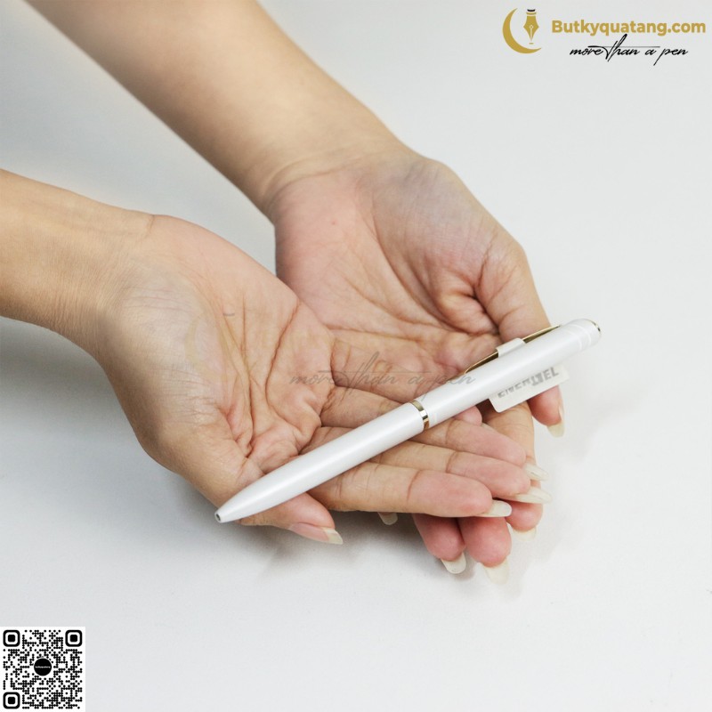 Bút Ký Cao Cấp Pentel BL2007 Ngòi 0.7mm Mực Xanh 58 butkyquatang.com but ky cao cap pentel bl2007 ngoi 0 7mm muc xanh 01 butkyquatang.com