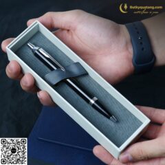 Bút Bi Parker IM Đ-Black CT TB4-1975636 Cao Cấp Làm Quà Tặng (3501179756363) 26 butkyquatang.com Bút Bi Parker IM Đ-Black CT TB4-1975636 Cao Cấp Làm Quà Tặng (8)