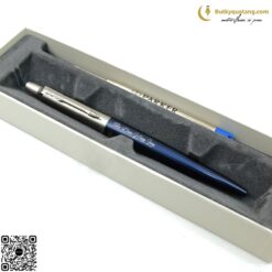 Bút Bi Cao Cấp Parker Jotter Đ-Royal Blue CT TB6-1953347 (3501179533476) 19 butkyquatang.com Bi Cao Cấp Parker Jotter Đ-Royal Blue CT TB6-1953347 khắc tên