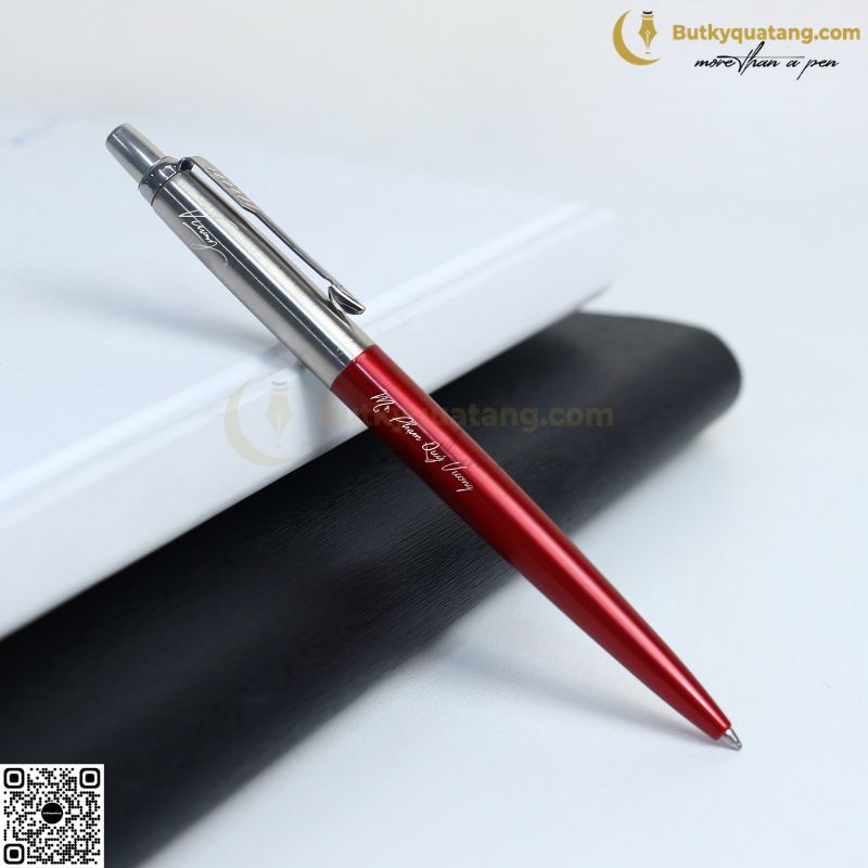 Gợi ý 10+ mẫu bút tặng thầy cô đẹp, sang trọng và ý nghĩa - Butkyquatang.com 