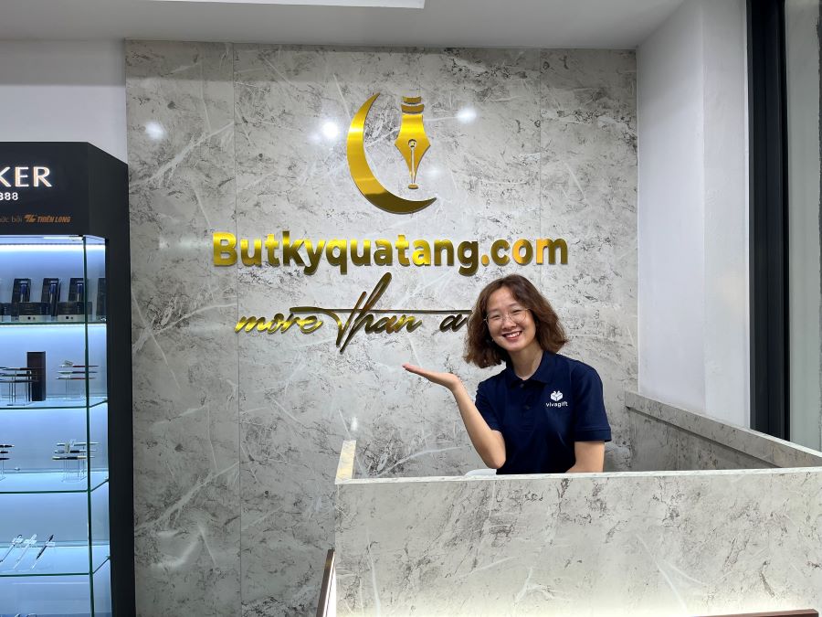kết nối với butkyquatang.com
