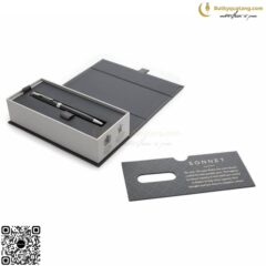 But Bi Parker Sonnet Black Lacquer CT Ballpoint Pen 1931502 2 butkyquatang.com