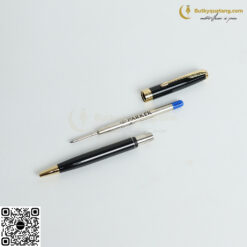 Bút Bi Parker Sonnet Black Lacquer GT Ballpoint Pen 1931497 7 butkyquatang.com Bút Bi Parker Sonnet Black Lacquer GT Ballpoint Pen 1931497 2