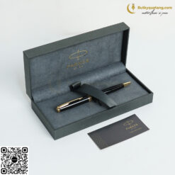 Bút Bi Parker Sonnet Black Lacquer GT Ballpoint Pen 1931497 10 butkyquatang.com Bút Bi Parker Sonnet Black Lacquer GT Ballpoint Pen 1931497 3