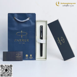 Bút Dạ Bi Parker Vector XL Black 2159779Z 12 butkyquatang.com Bút Dạ Bi Parker Vector XL Black 2159779Z 10