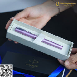 Bút Lông Bi Parker Vector XL METAL LILAC 2159783Z 10 butkyquatang.com Bút Lông Bi Parker Vector XL METAL LILAC 2159783Z 8
