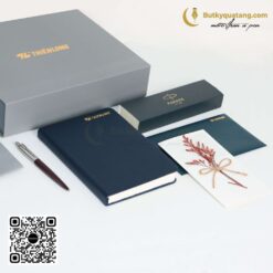 Bộ Quà Tặng Bút Parker, Sổ Tay, Thiệp, Hộp Đựng Cao Cấp GSP2025 9 butkyquatang.com Bộ Quà Tặng Bút Parker, Sổ Tay, Thiệp, Hộp Đựng Cao Cấp GSP2025 - Butkyquatang.com