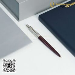 Bộ Quà Tặng Bút Parker, Sổ Tay, Thiệp, Hộp Đựng Cao Cấp GSP2025 5 butkyquatang.com set qua tang but parker gsp2025 07 butkyquatang.com