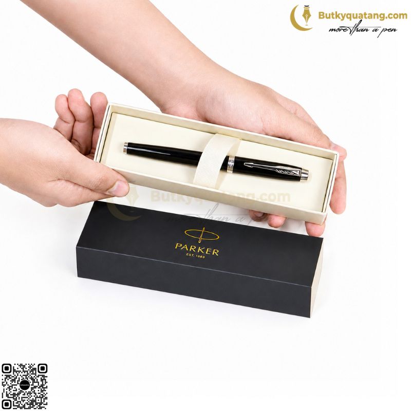 Bút tặng doanh nhân: Gợi ý bút doanh nhân khắc tên sang trọng, cao cấp - Butkyquatang.com